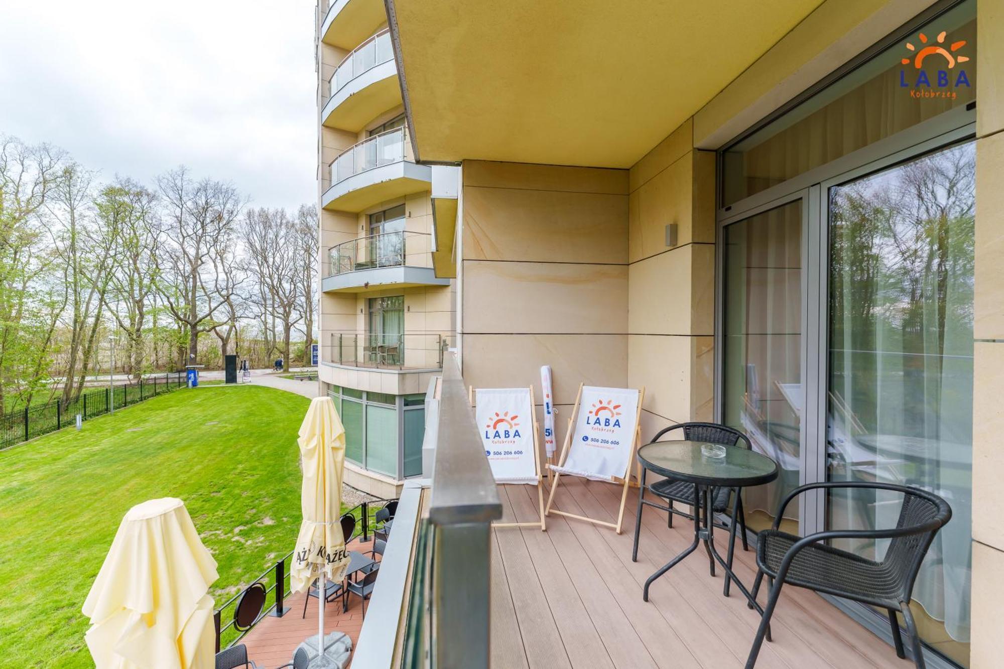 Laba Kolobrzeg Apartamenty Diune Z Parkingiem Exterior foto
